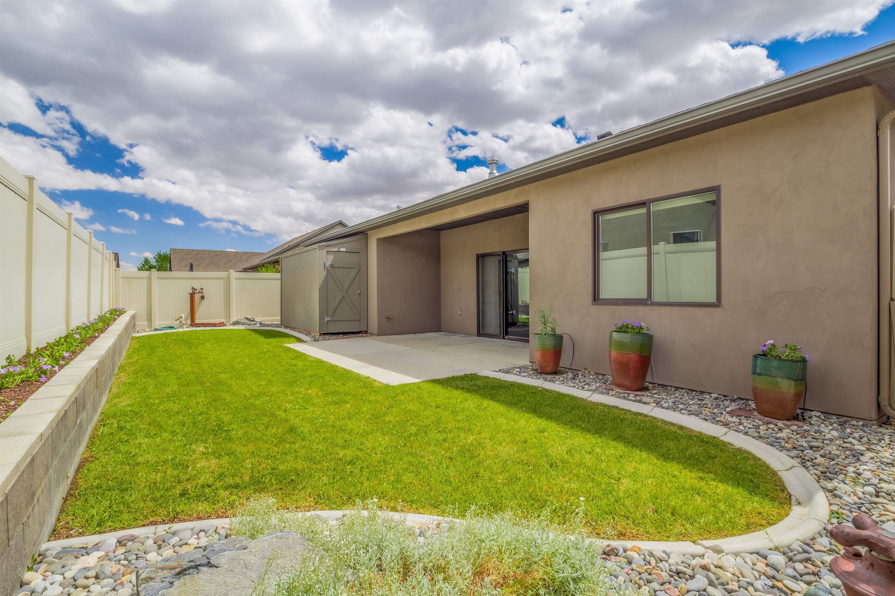 2484 Zenith Lane