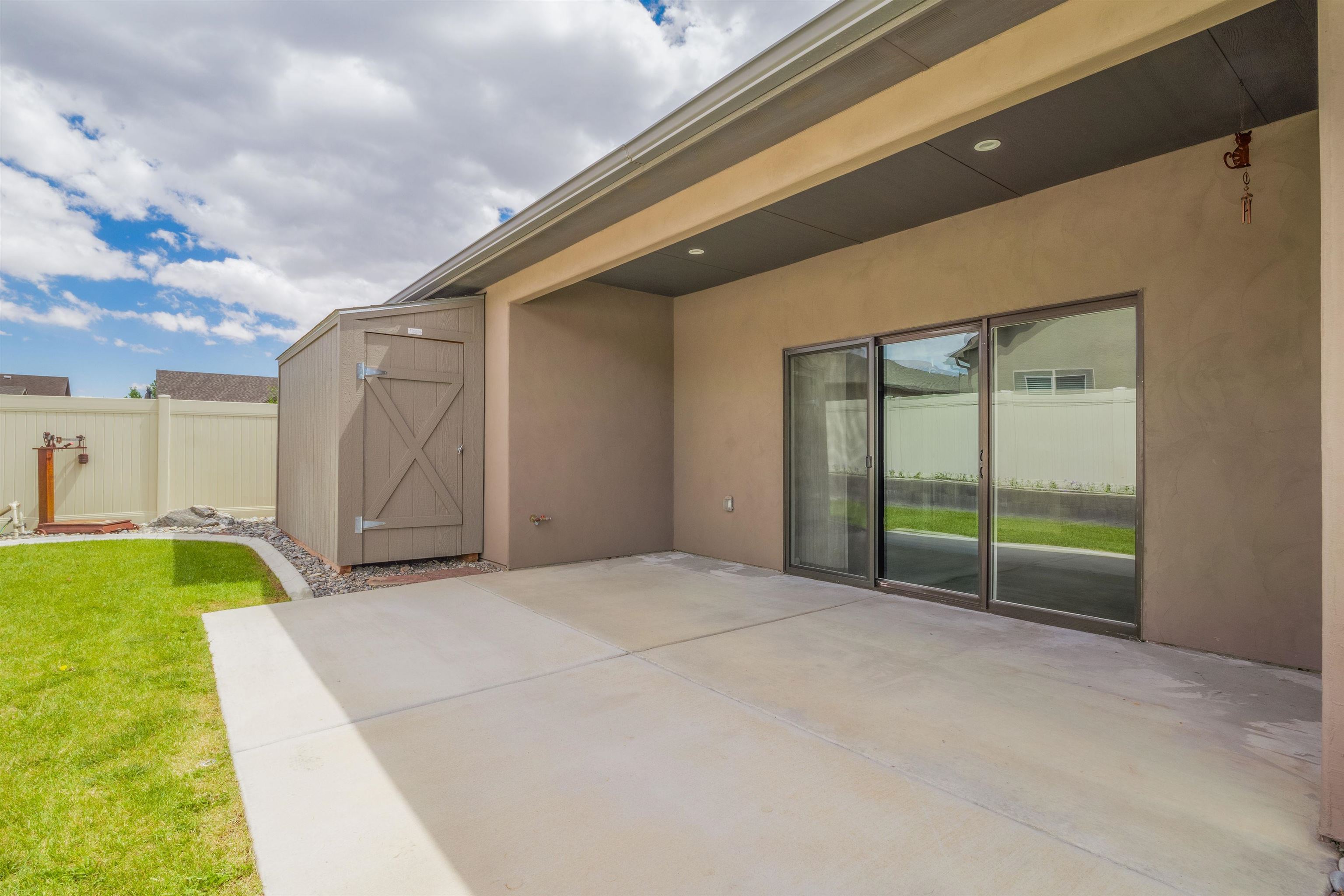 2484 Zenith Lane