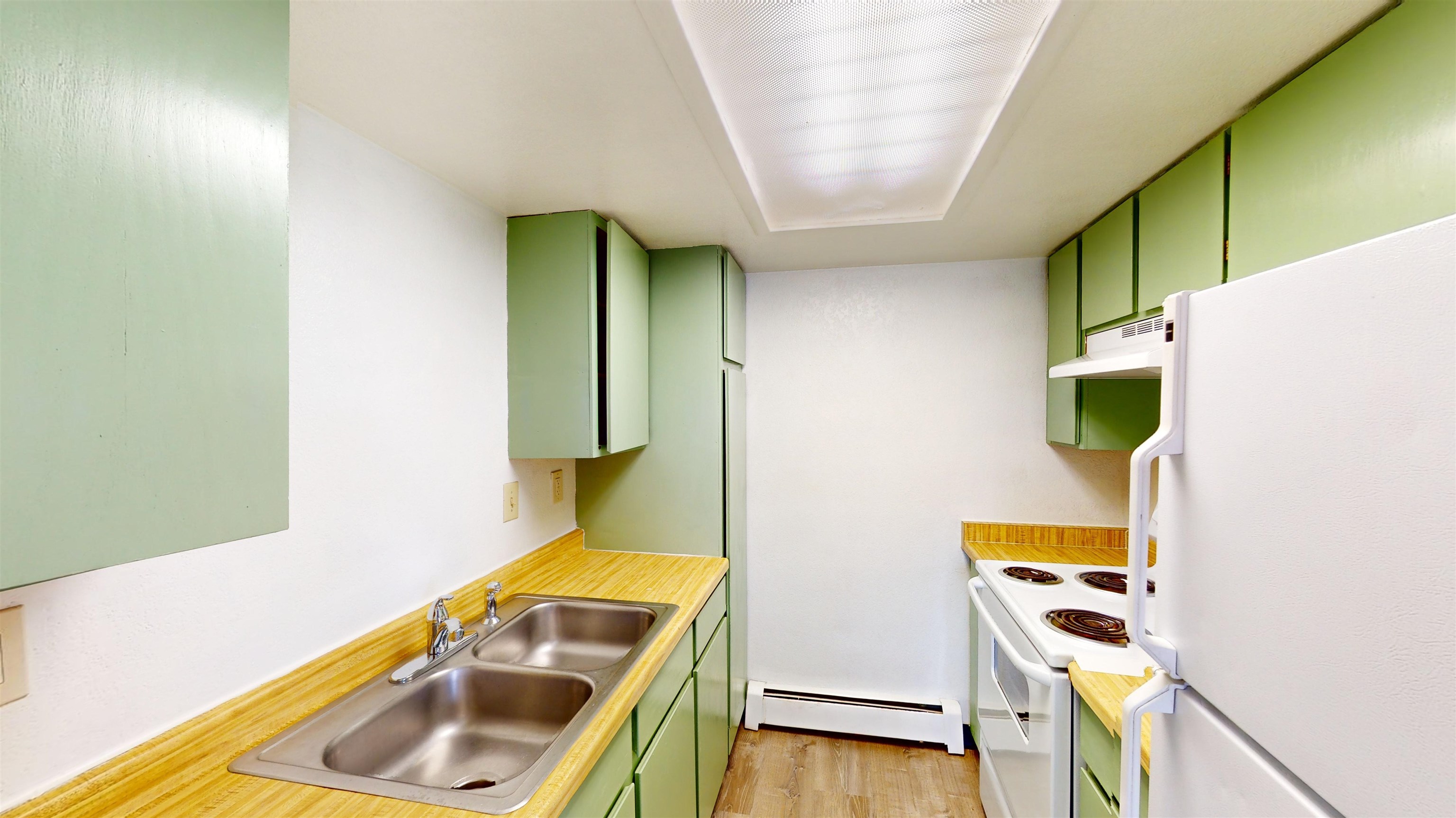 1140 Walnut Avenue Unit: 8