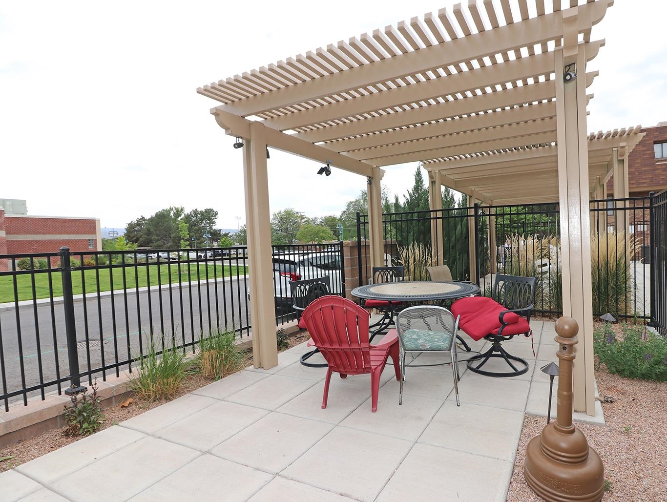 1140 Walnut Avenue Unit: 8