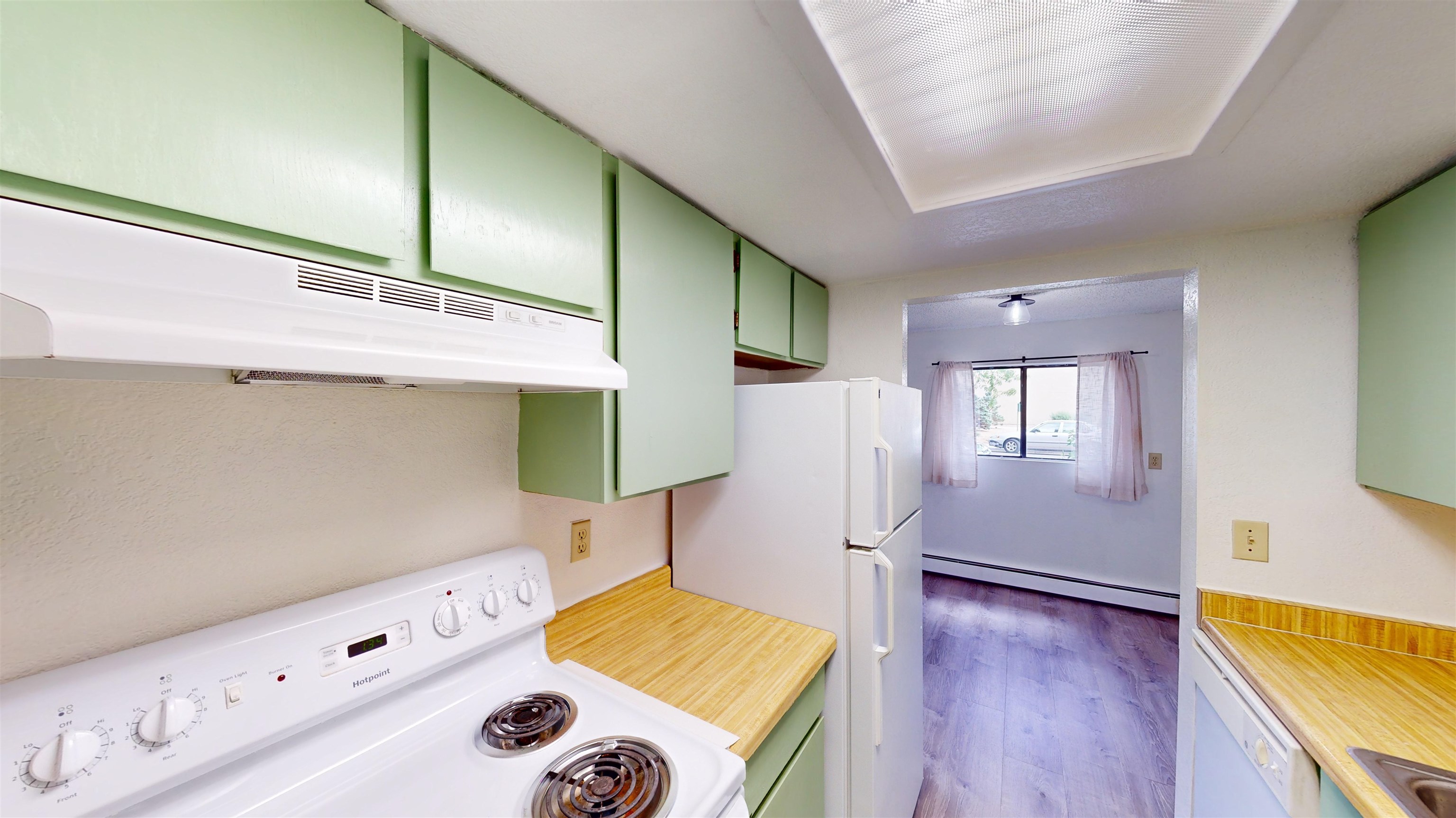 1140 Walnut Avenue Unit: 8