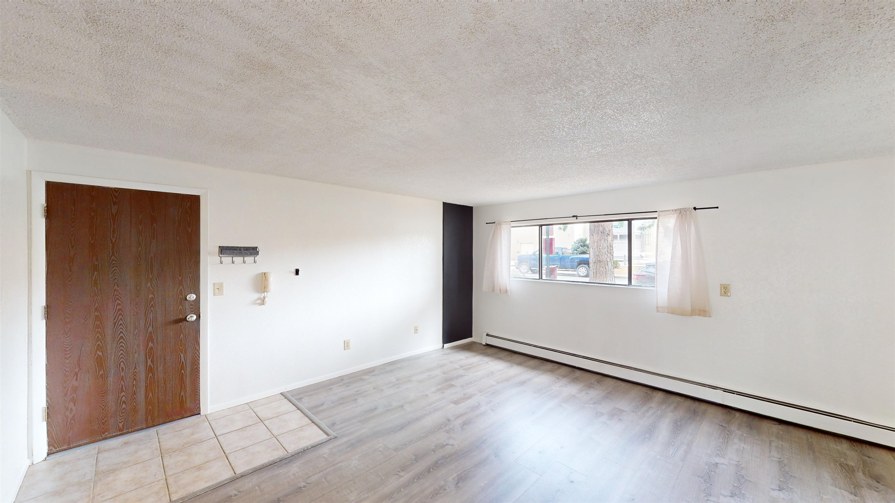 1140 Walnut Avenue Unit: 8