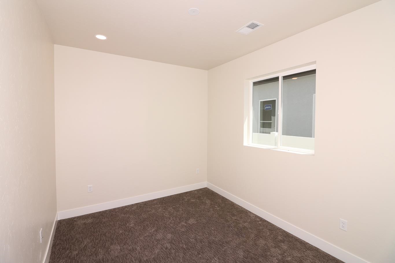 1645 Tungsten Way
