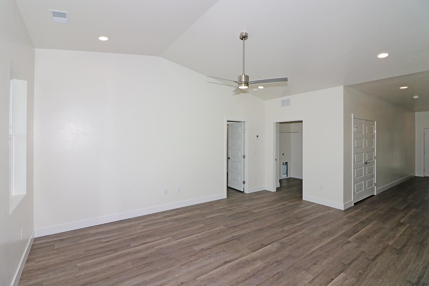 1665 Tungsten Way