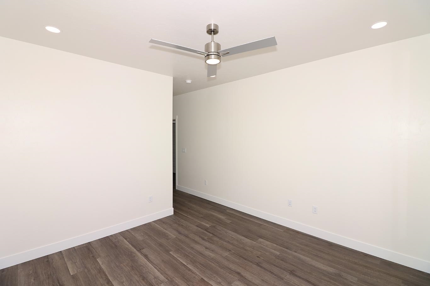 1665 Tungsten Way