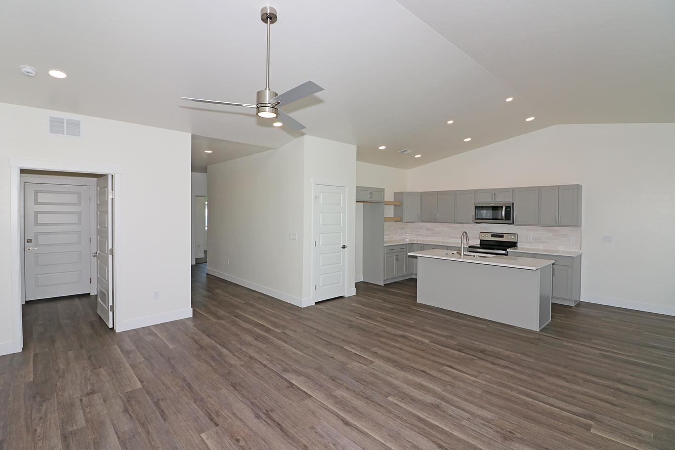 1665 Tungsten Way