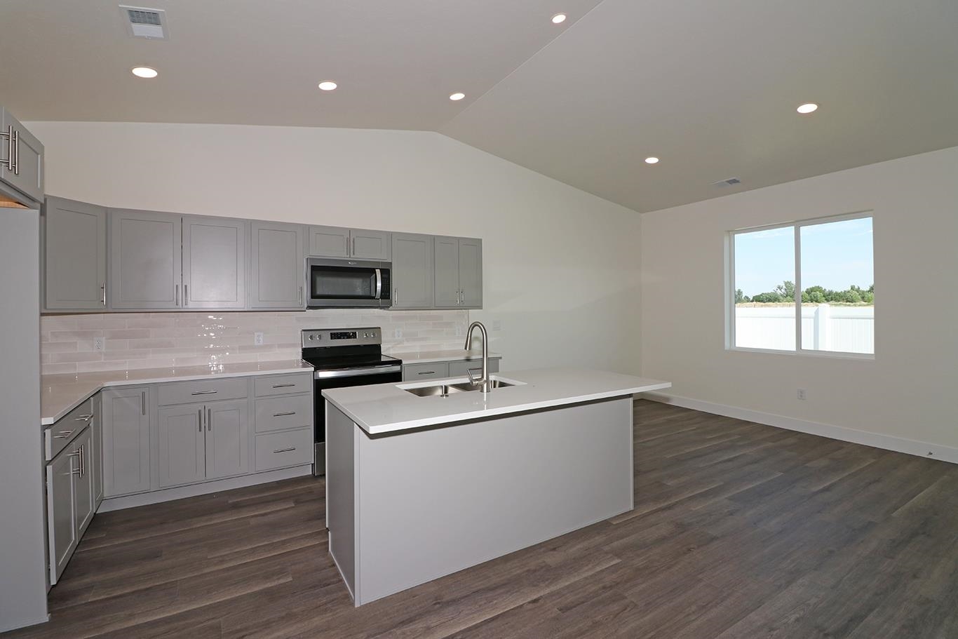 1665 Tungsten Way