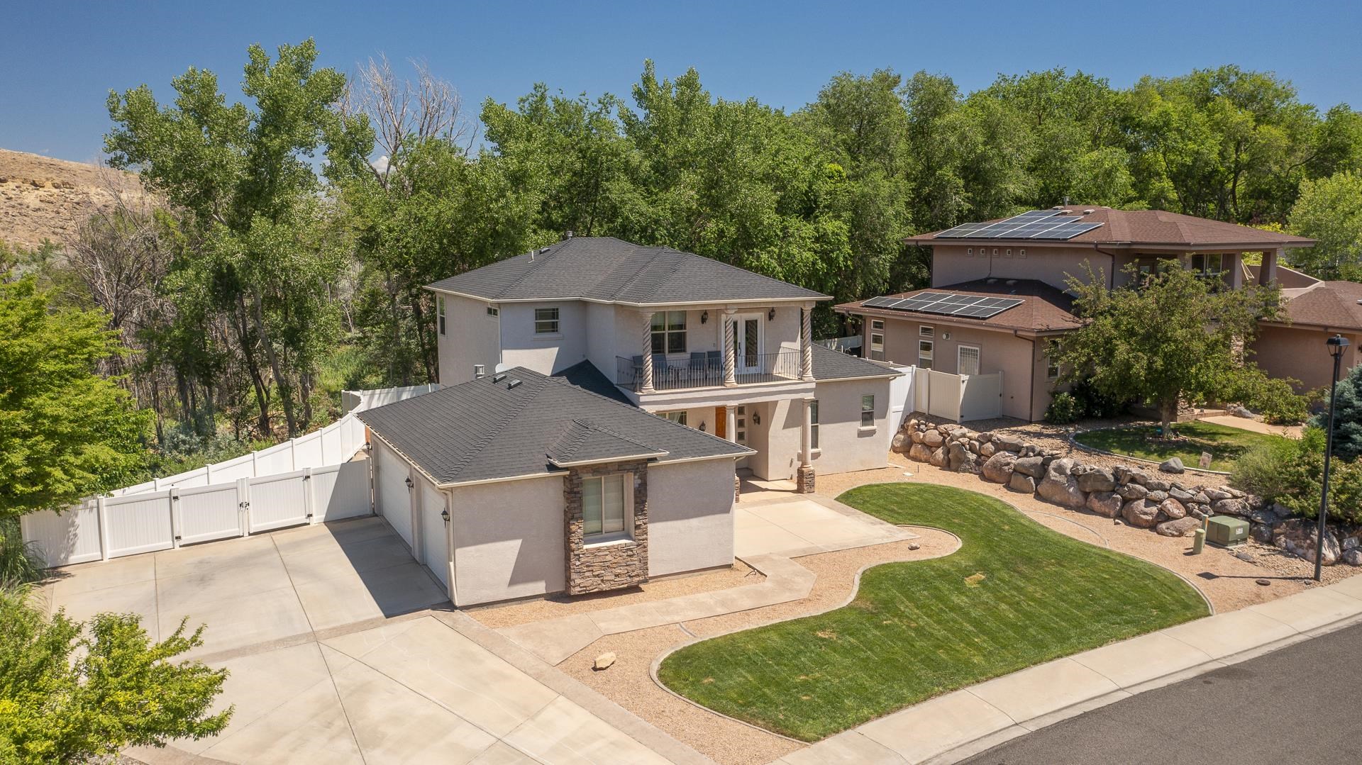 2218 Da Vinci Place