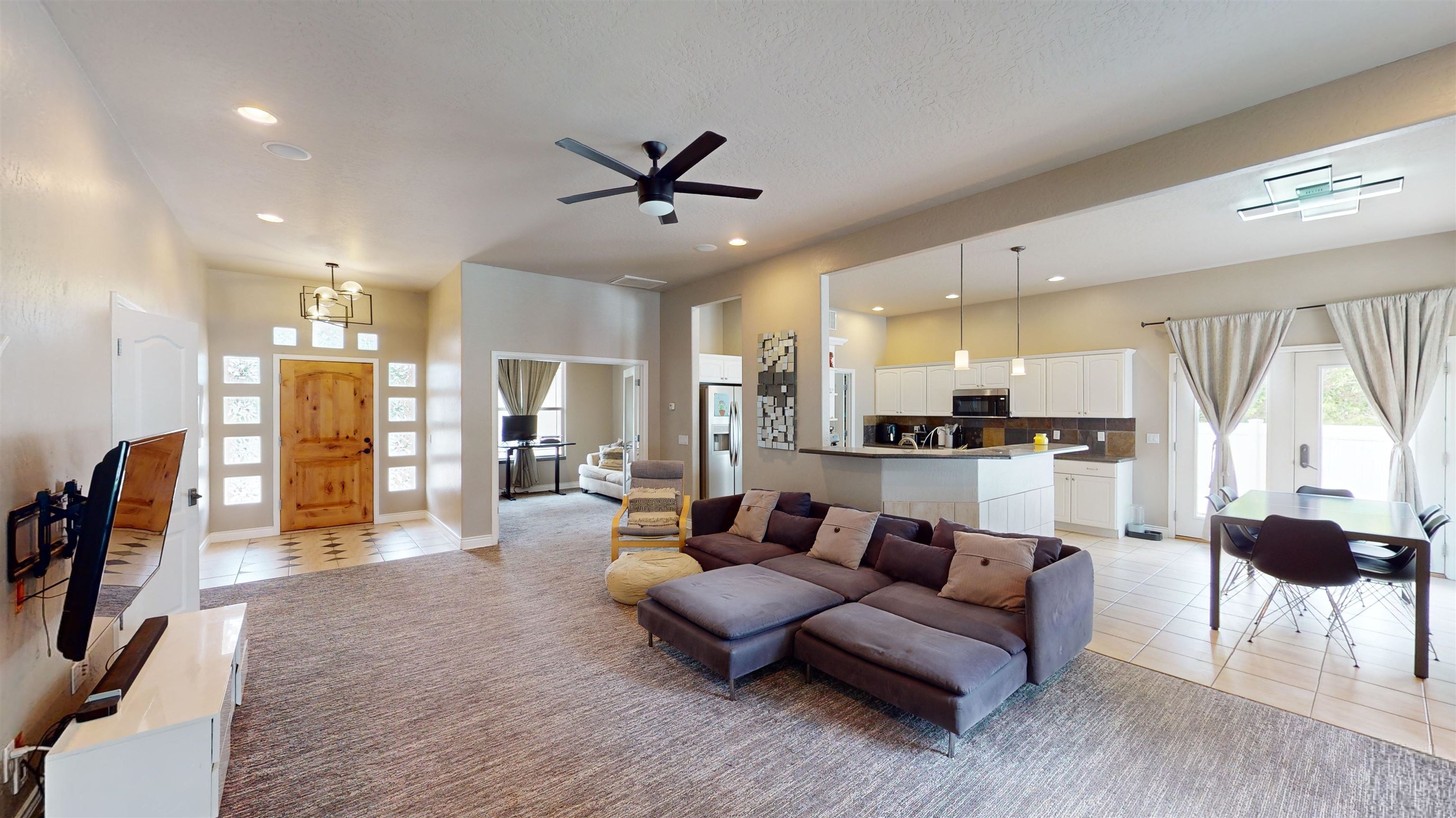 2218 Da Vinci Place