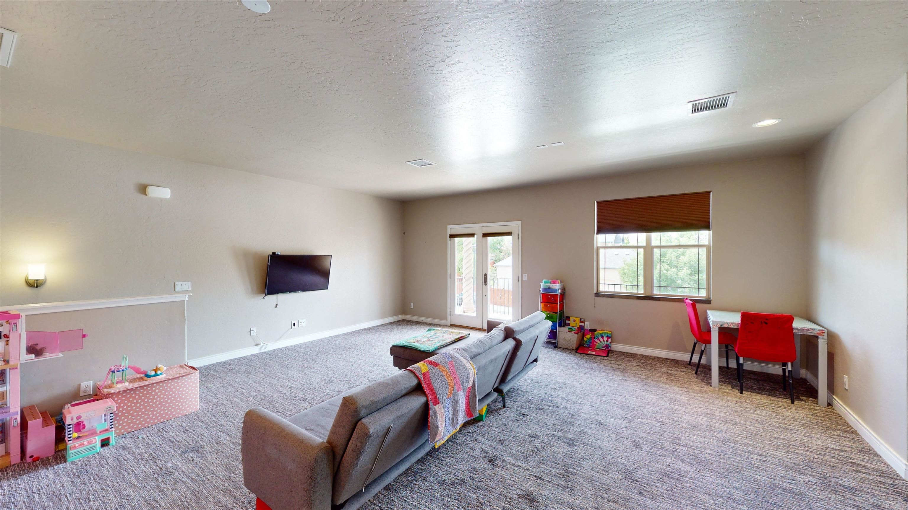 2218 Da Vinci Place