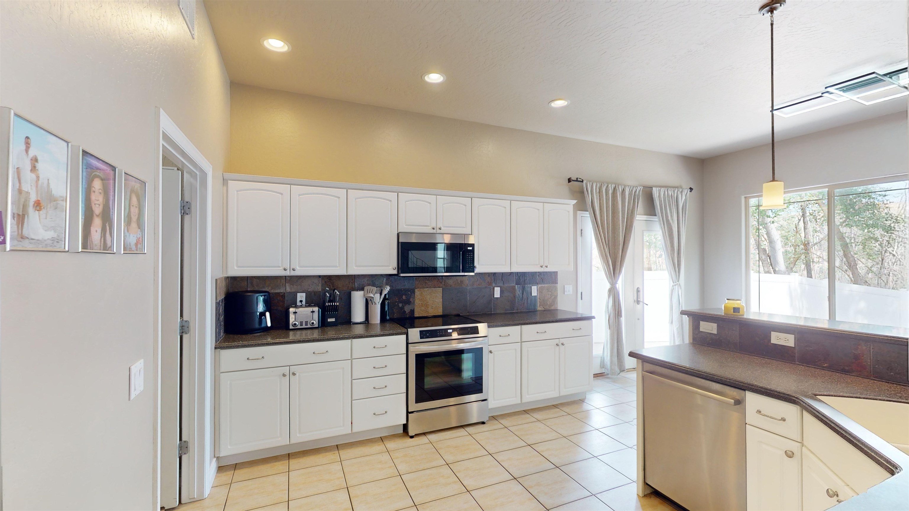 2218 Da Vinci Place