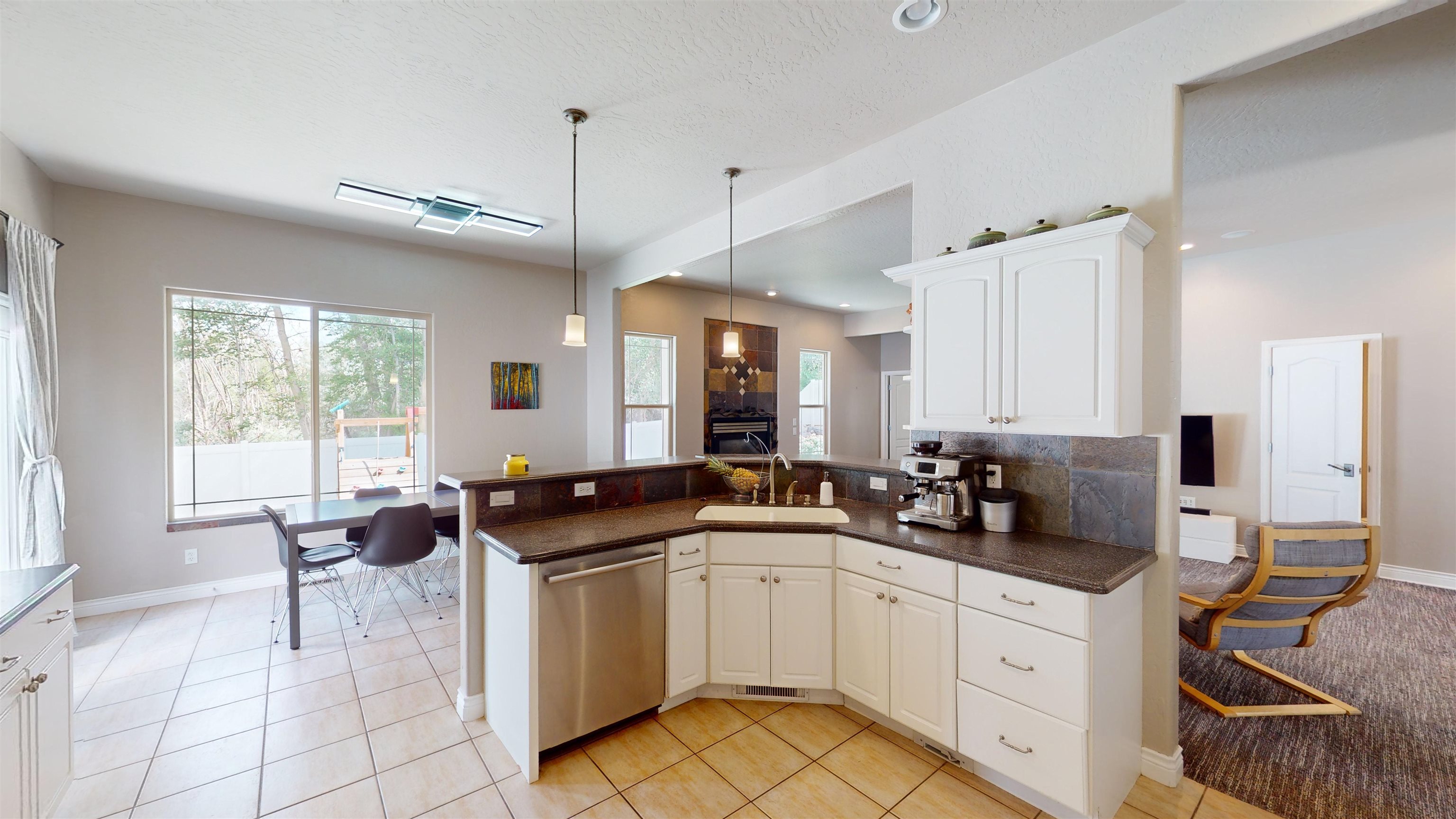 2218 Da Vinci Place