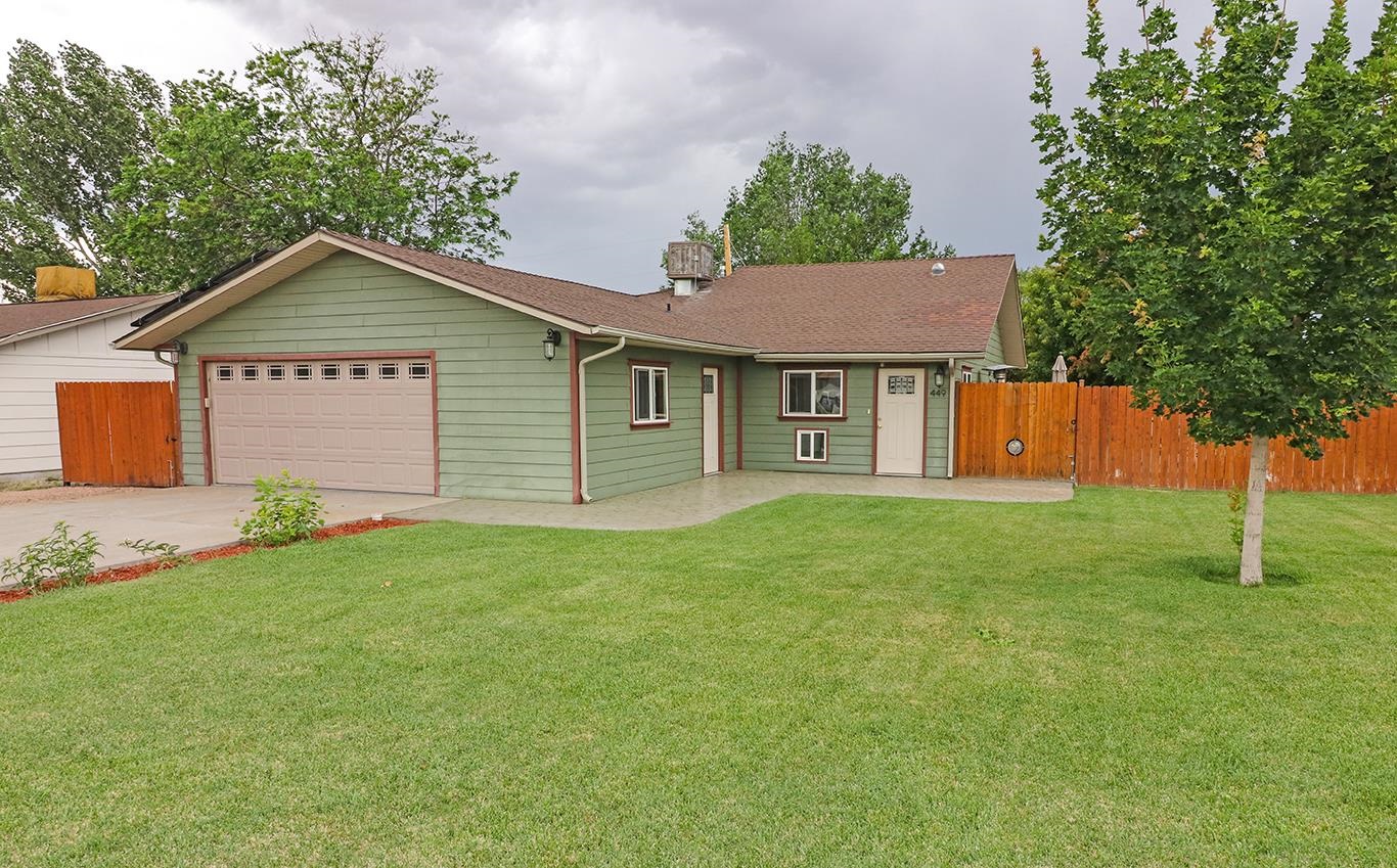 449 Doris Road