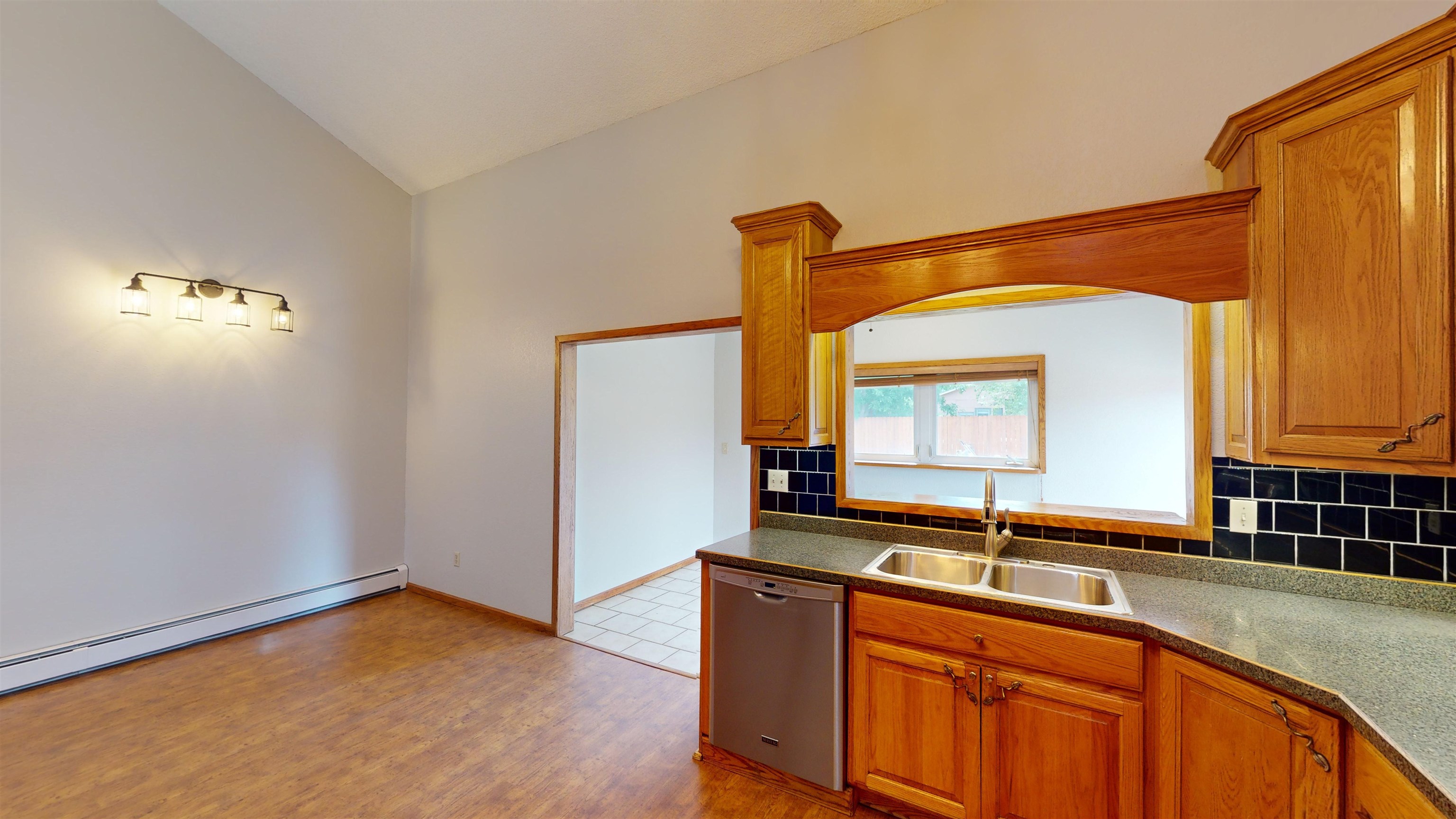 449 Doris Road
