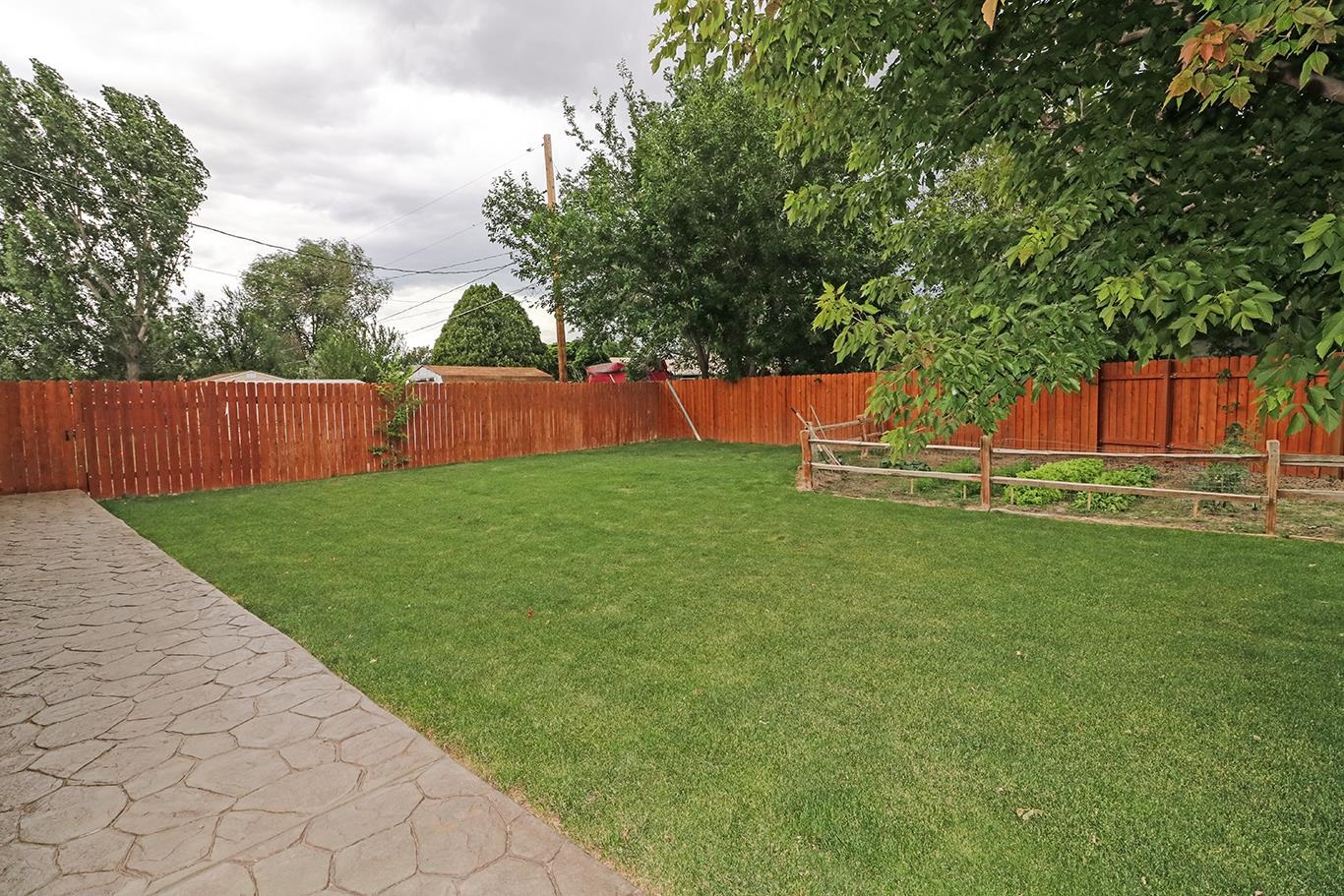 449 Doris Road