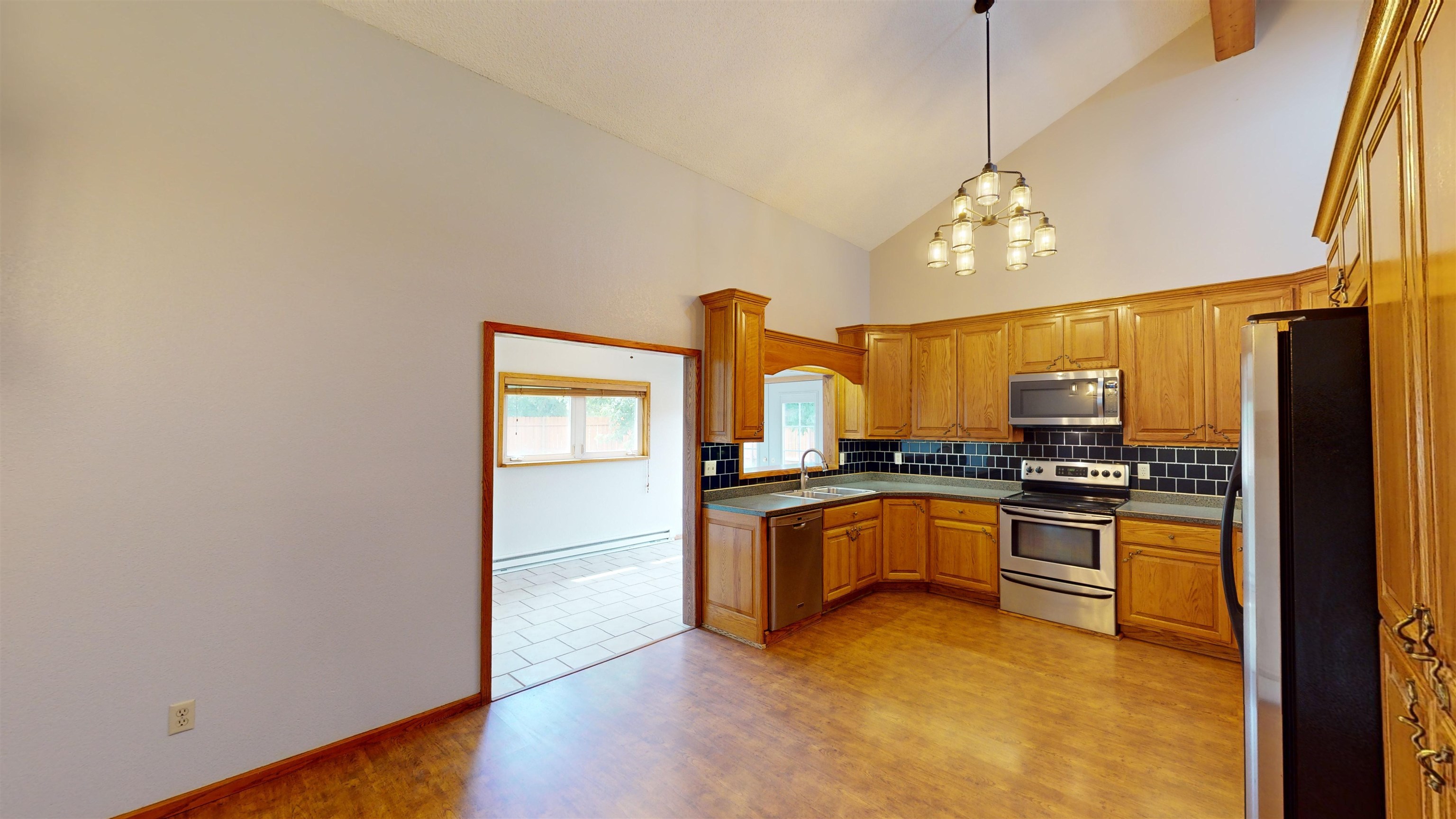 449 Doris Road