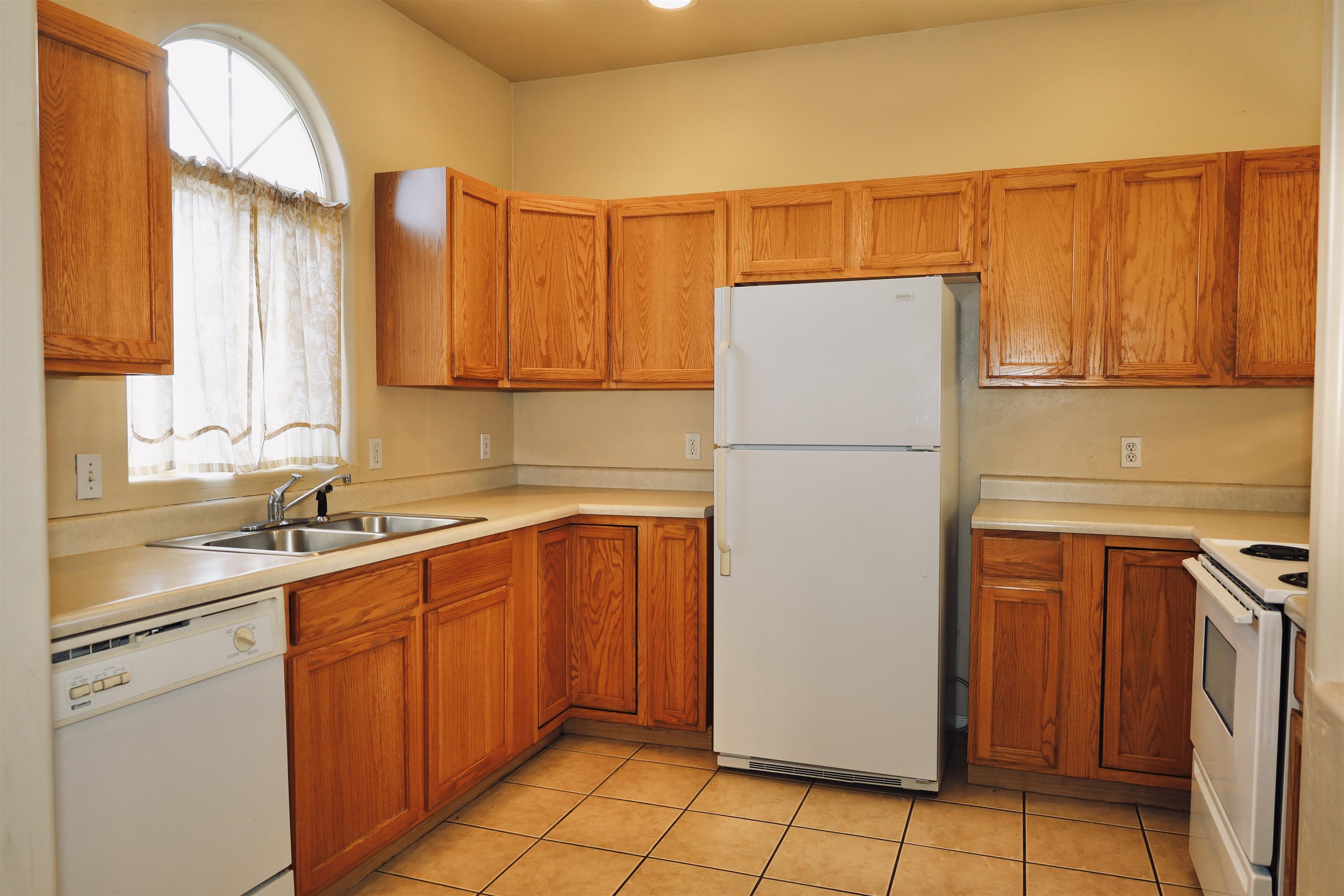 2516 Garnet Drive Unit: A