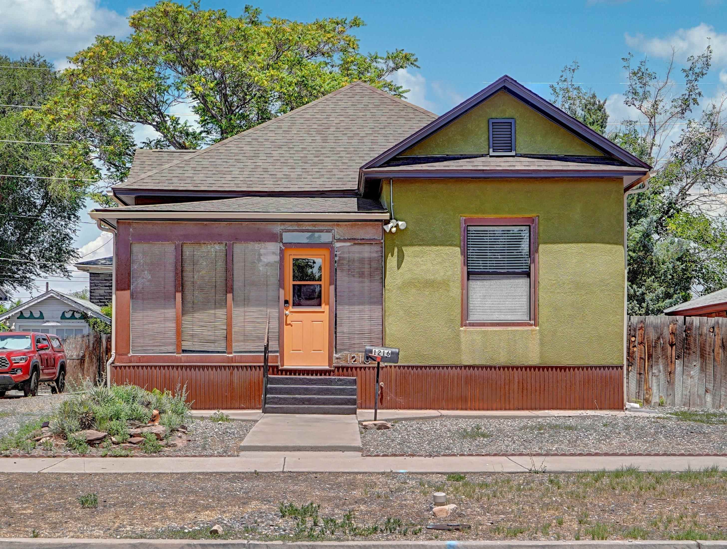 1216 Rood Avenue