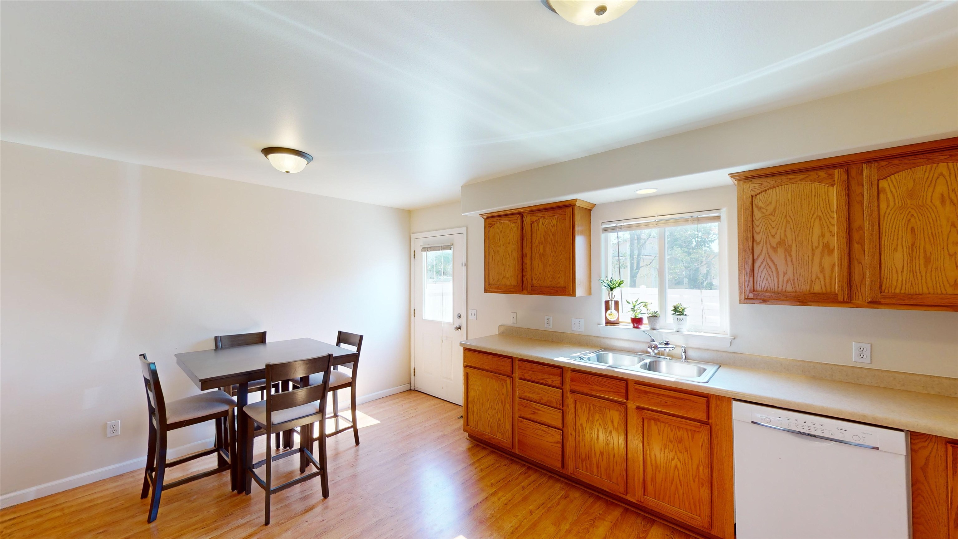 345 W Kennedy Avenue Unit: C