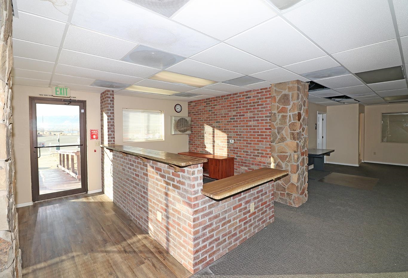 2122 Highway 6&50