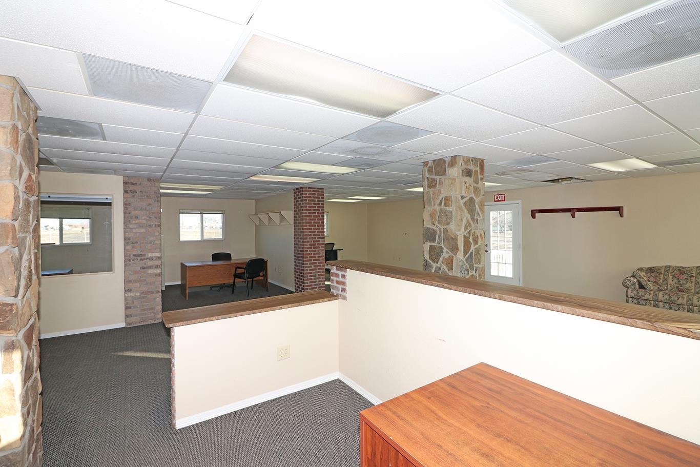 2122 Highway 6&50
