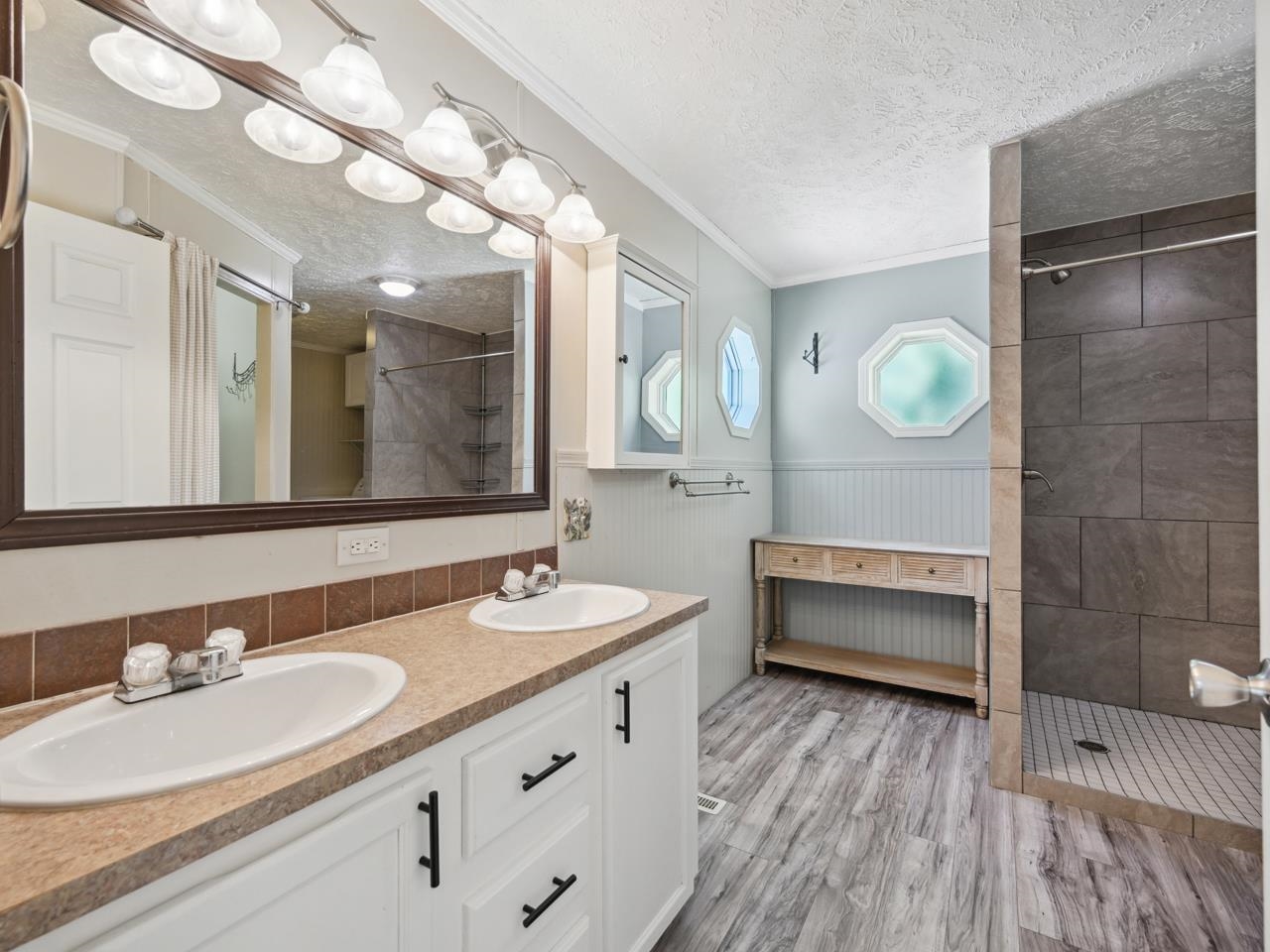 435 32 Road Unit: 238