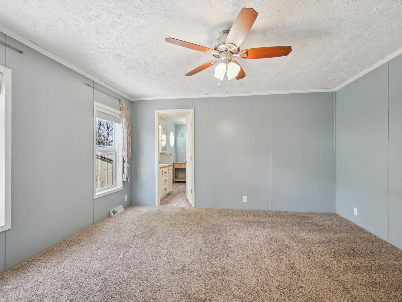 435 32 Road Unit: 238