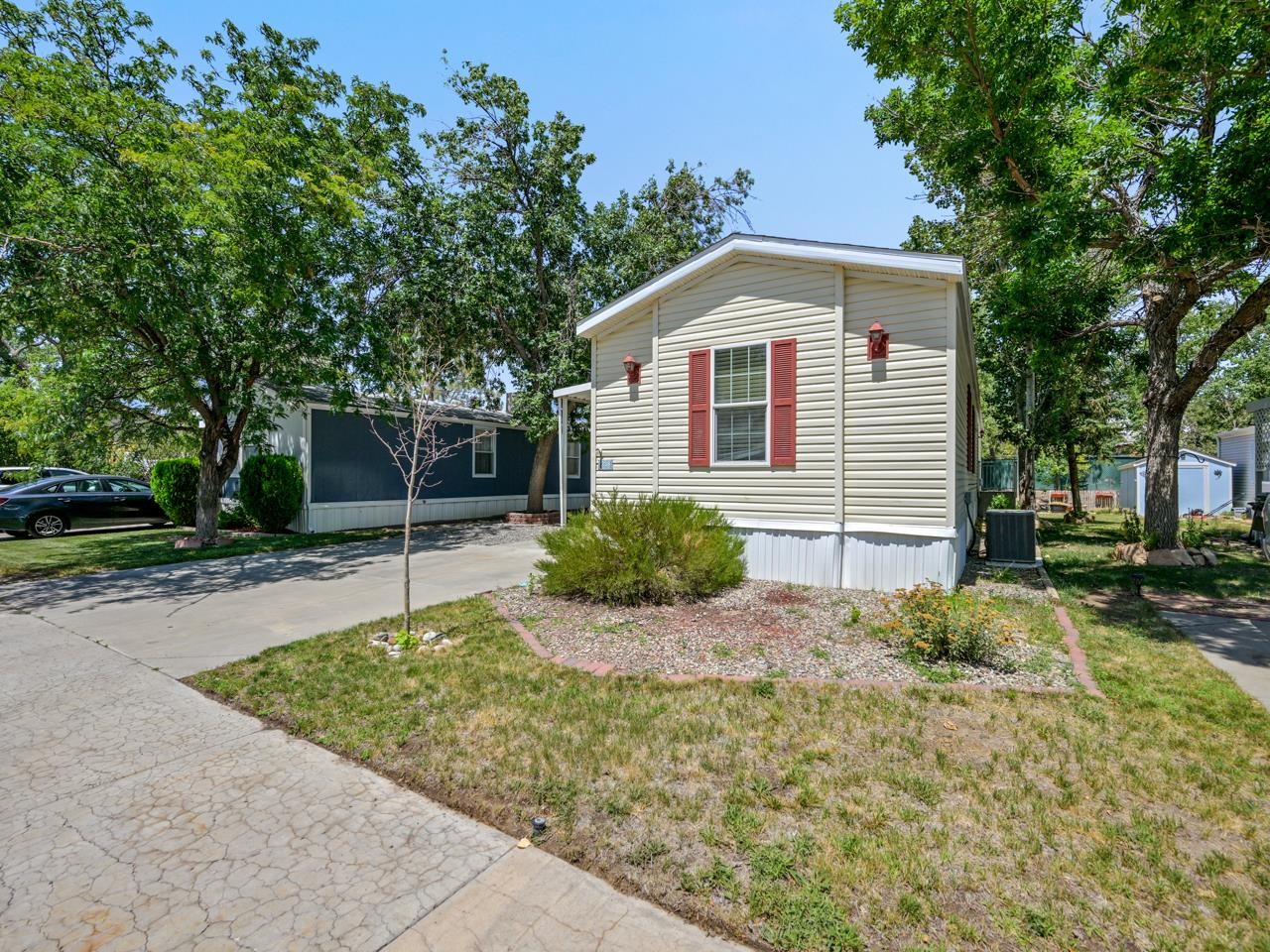 435 32 Road Unit: 238