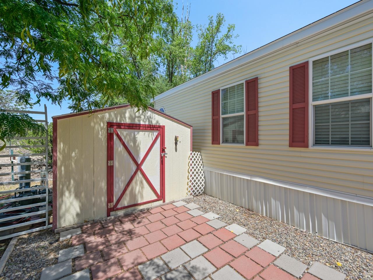 435 32 Road Unit: 238
