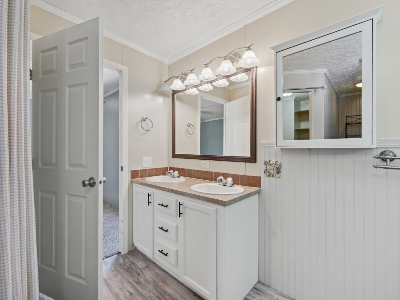 435 32 Road Unit: 238