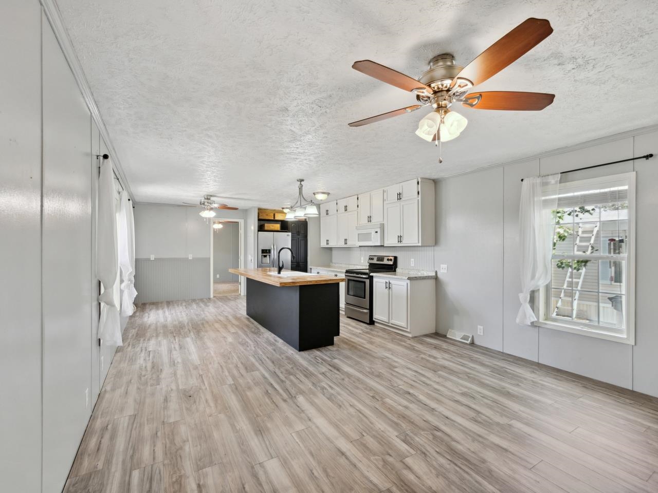 435 32 Road Unit: 238