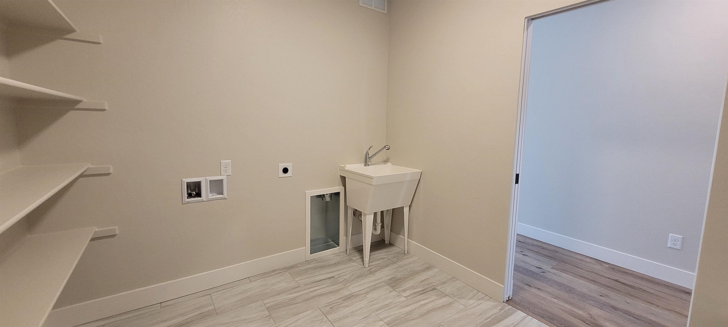 3302 Swan View Court