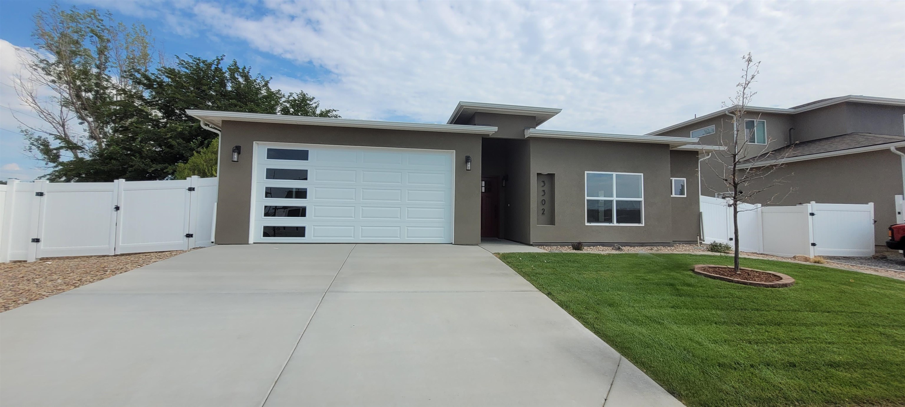 3302 Swan View Court