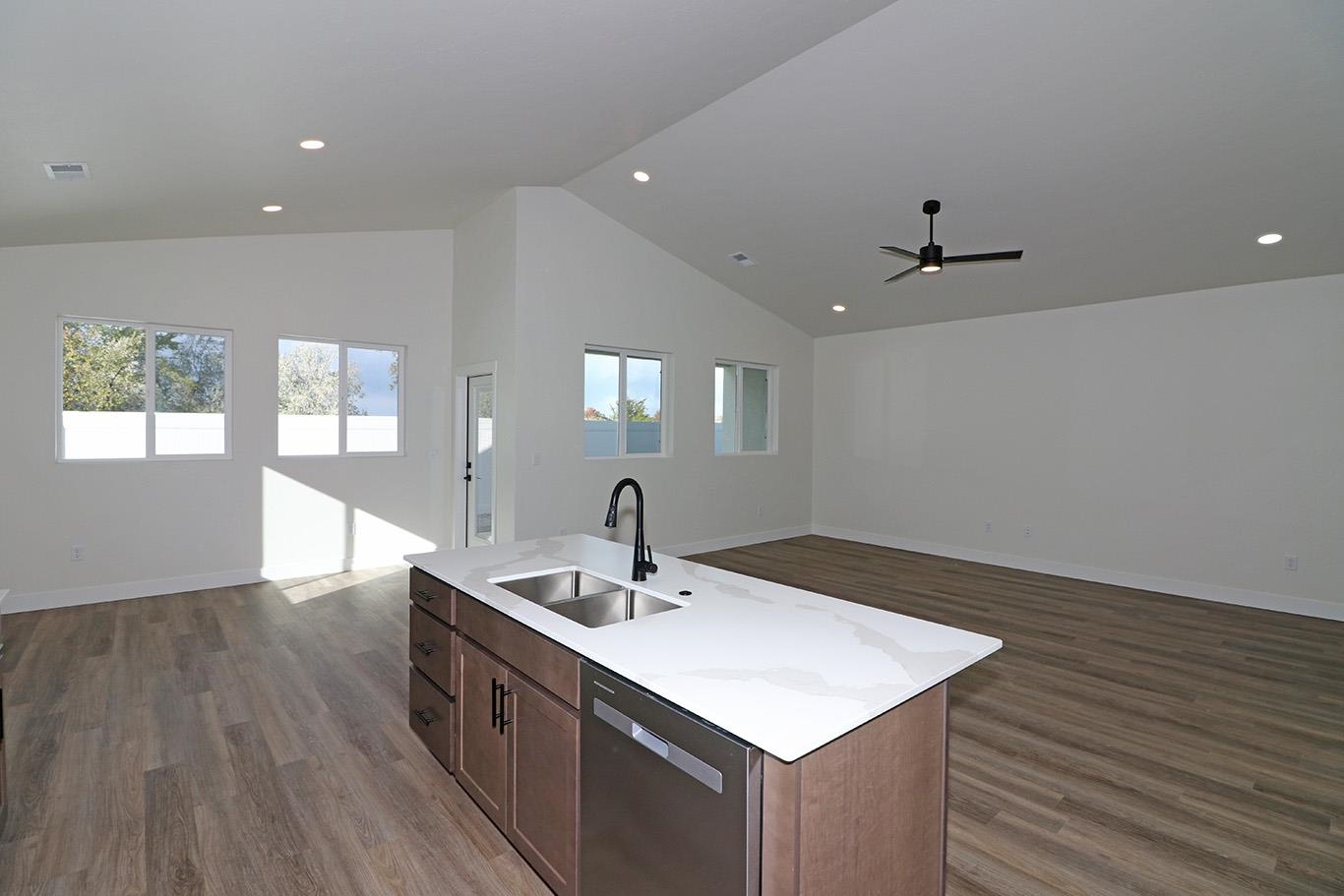 693 McHenry Avenue Unit: A