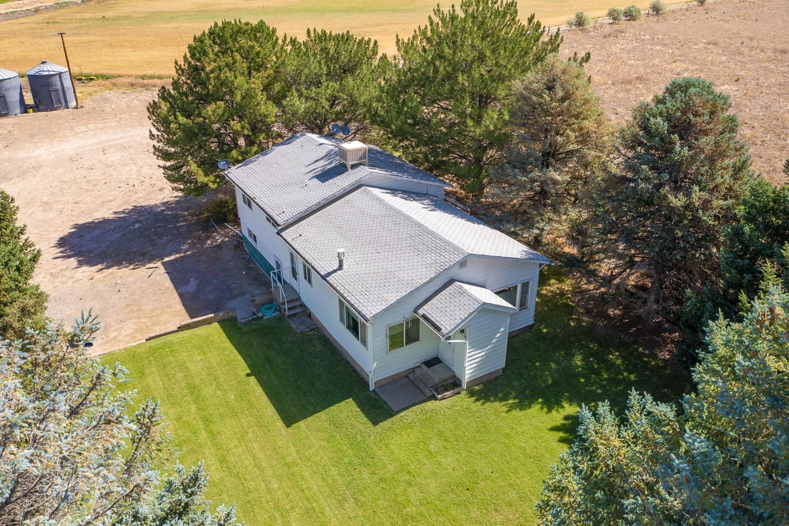 1052 21 Road