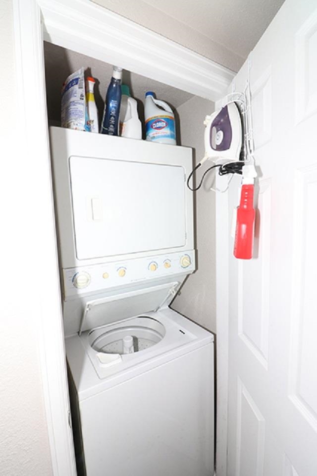 359 Colorado Avenue Unit: 206