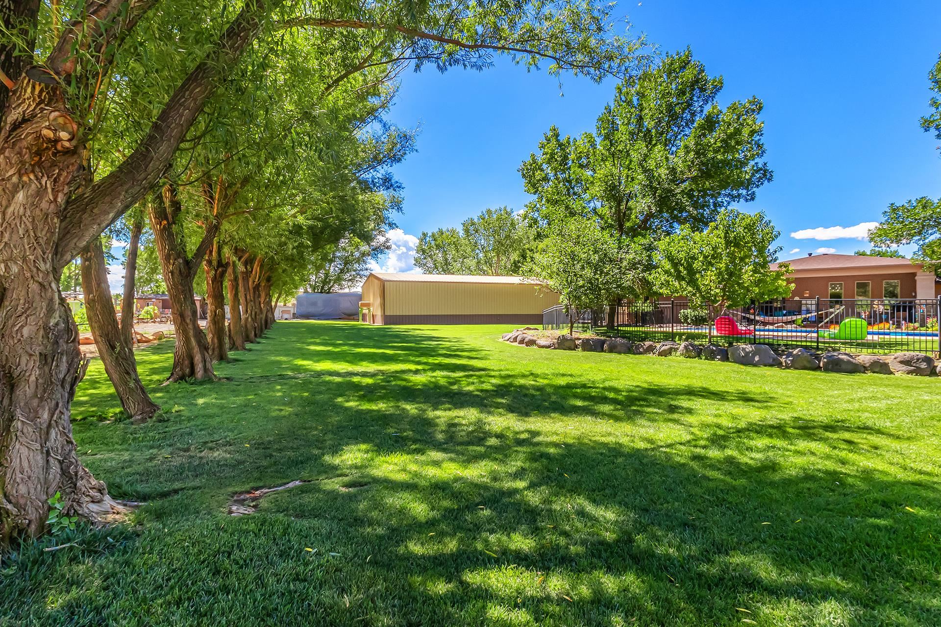 896 25 Road