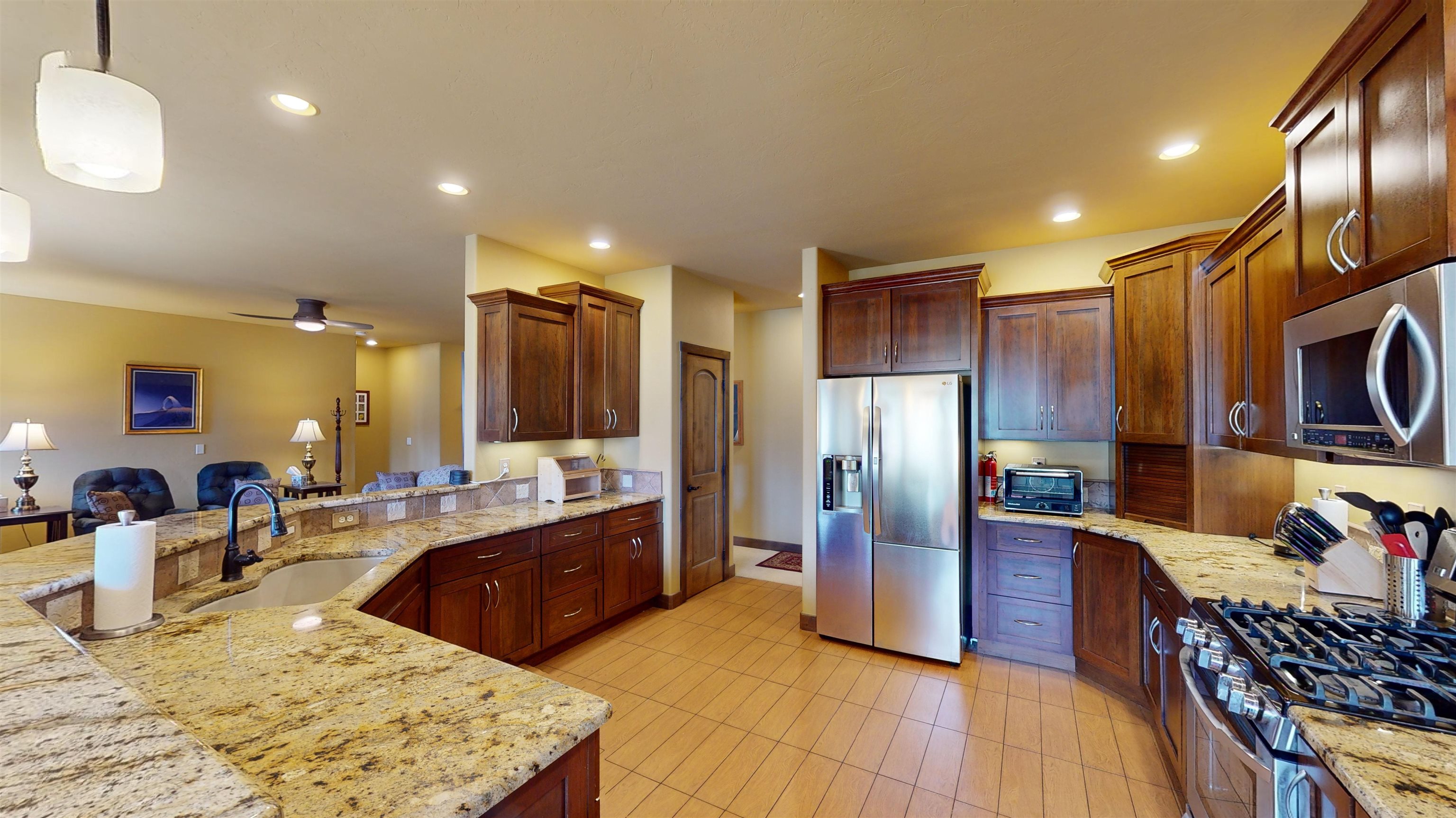 896 Kandle Court