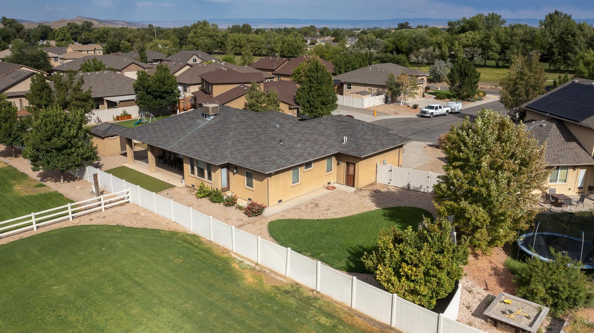 896 Kandle Court