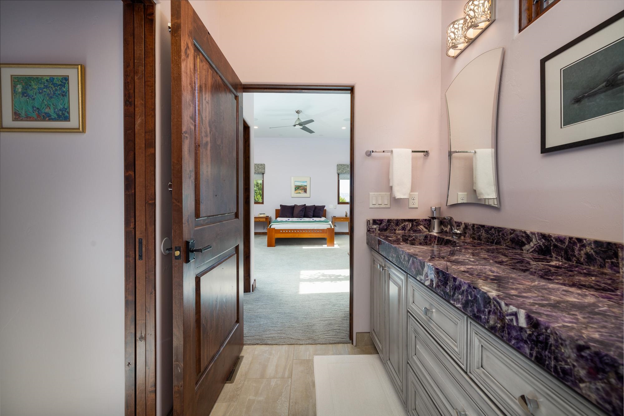 2142 Redcliff Circle