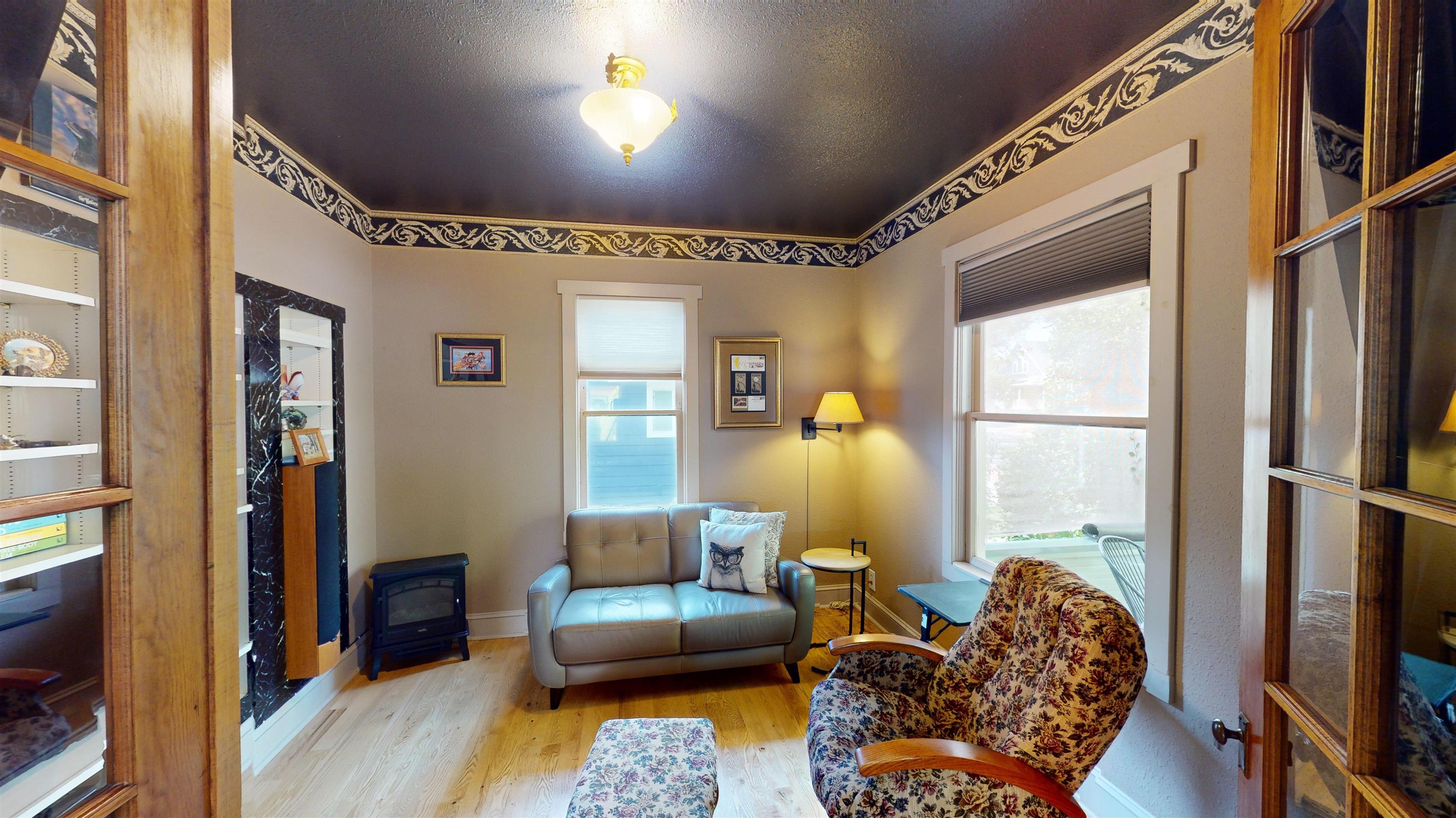 545 Hill Avenue
