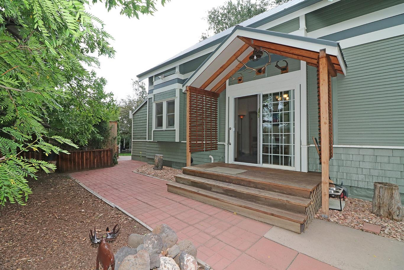 545 Hill Avenue