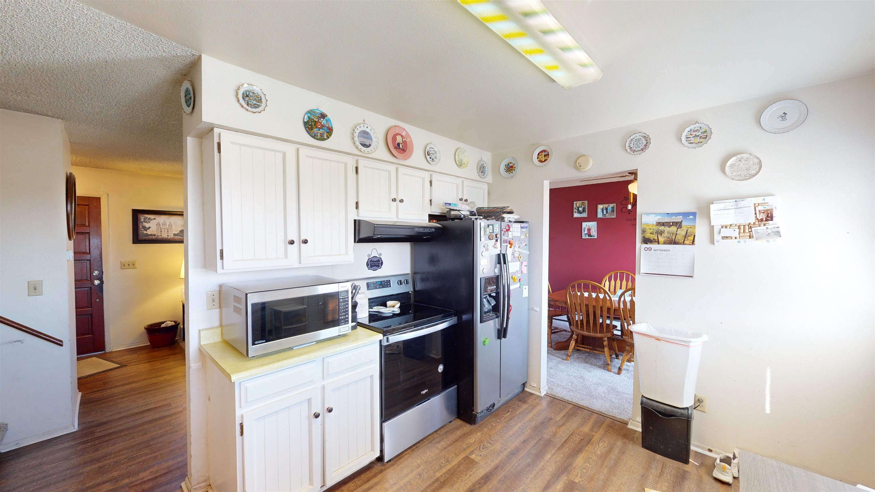 2869 1/2 Elm Avenue