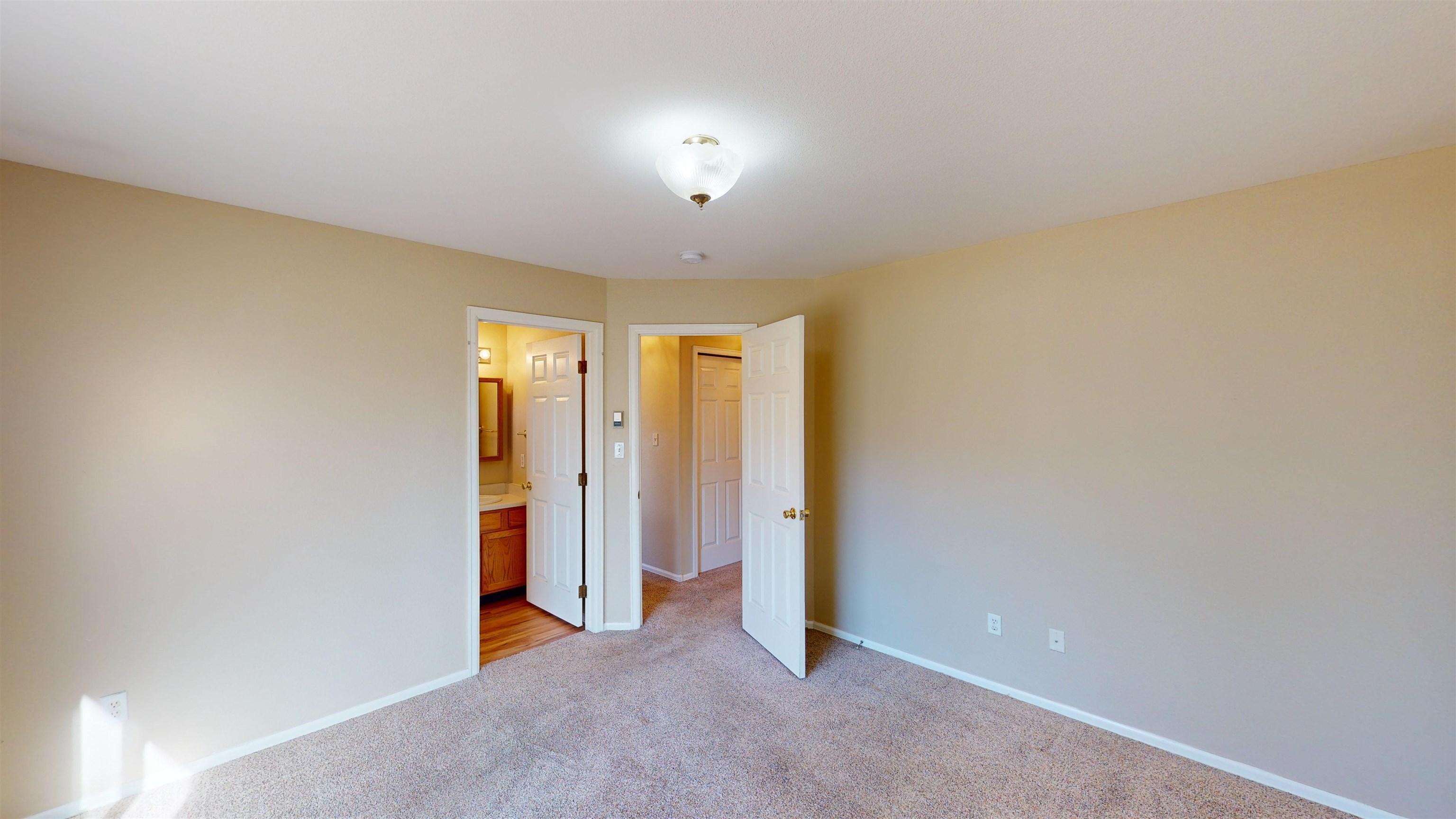 519 Estate Street Unit: B