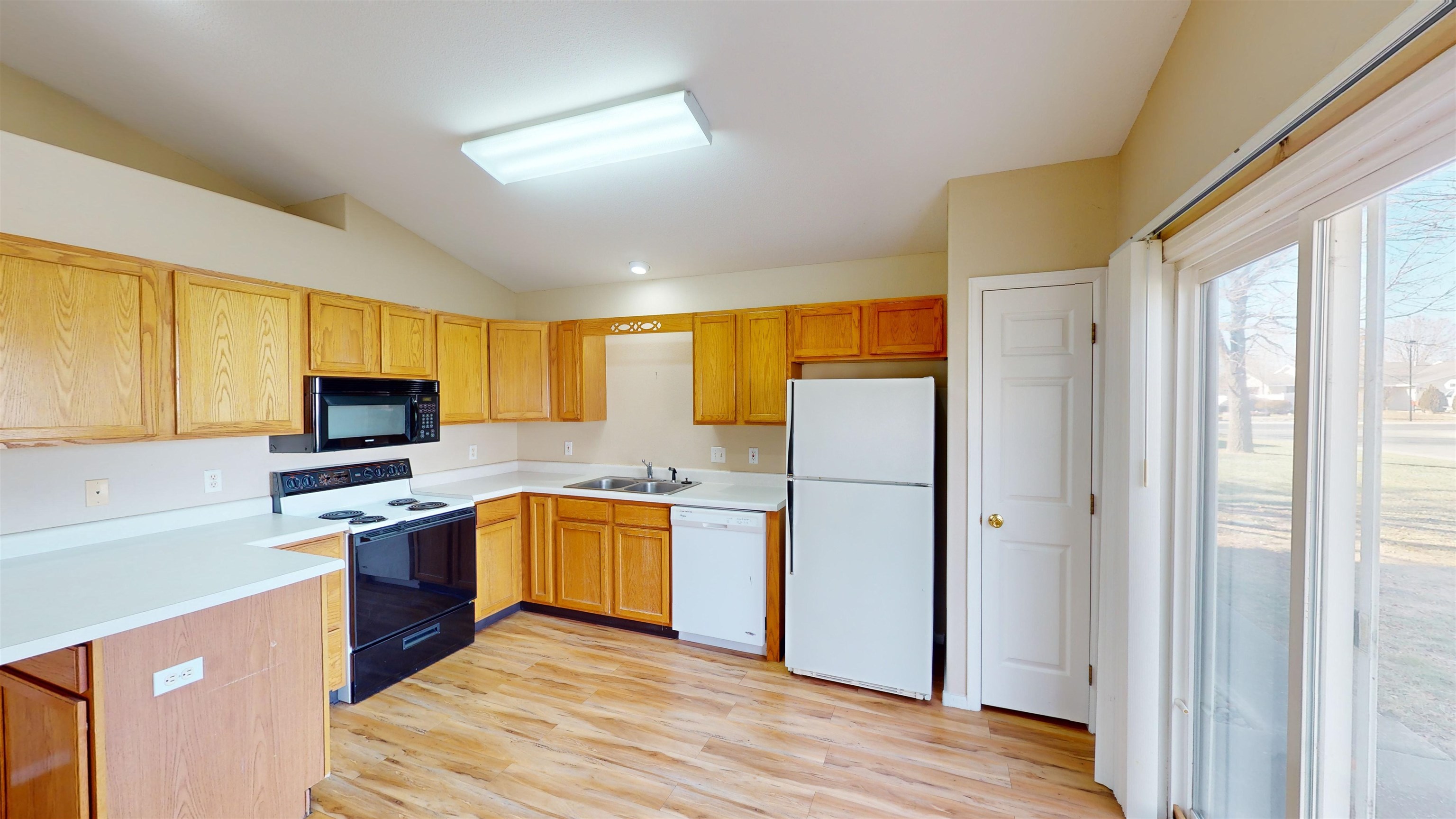 519 Estate Street Unit: B