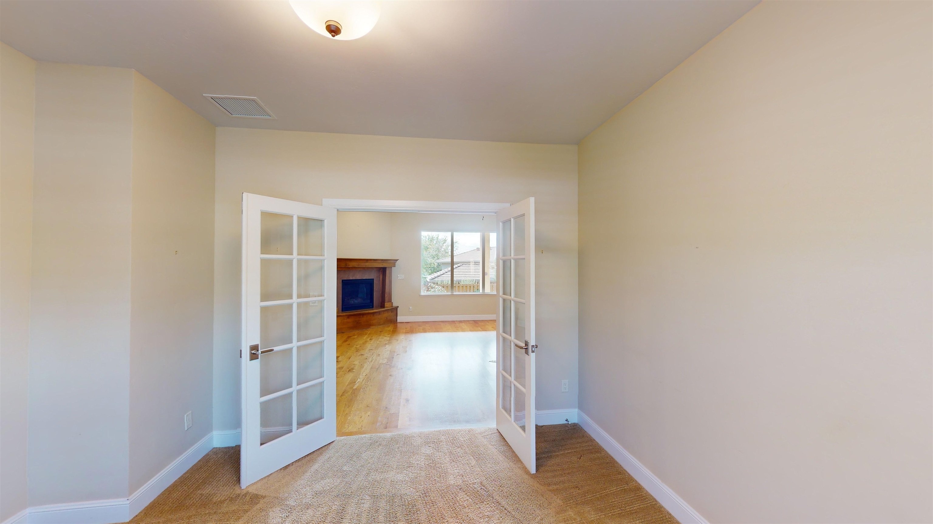 2683 Amber Way