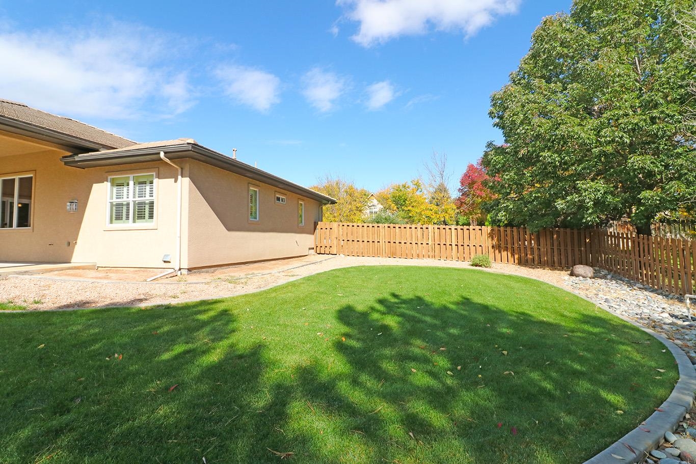 2683 Amber Way