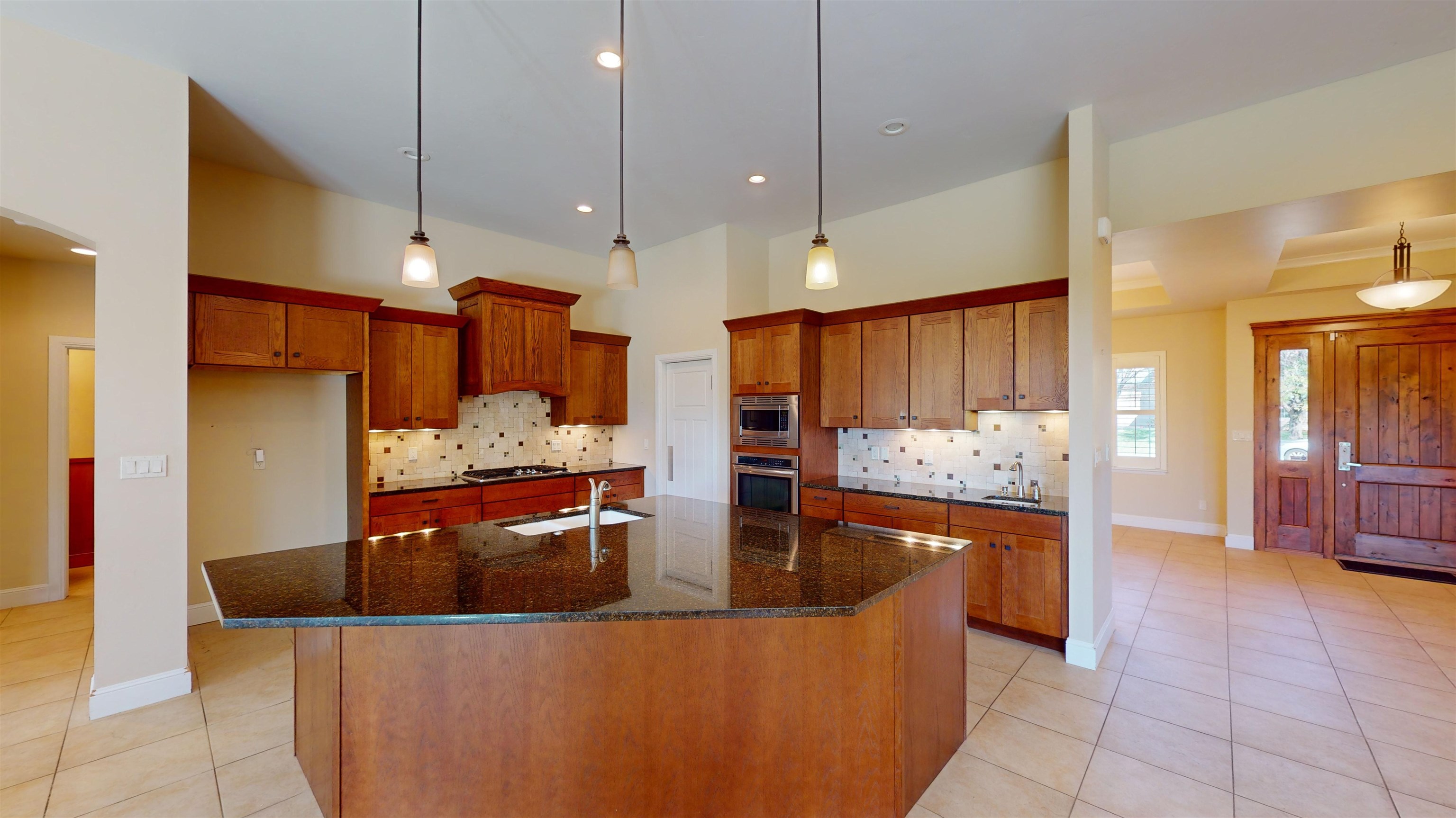 2683 Amber Way