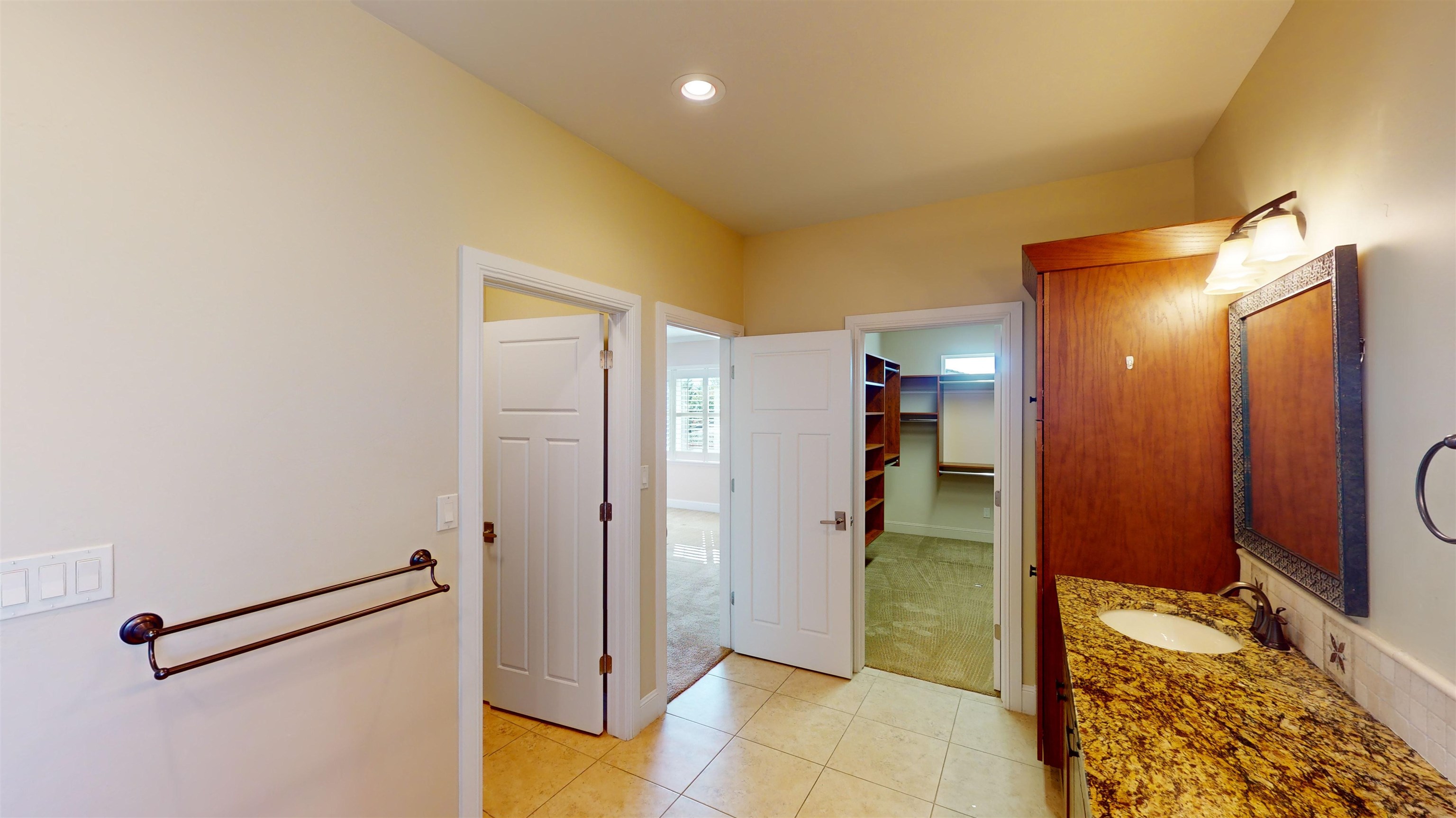 2683 Amber Way