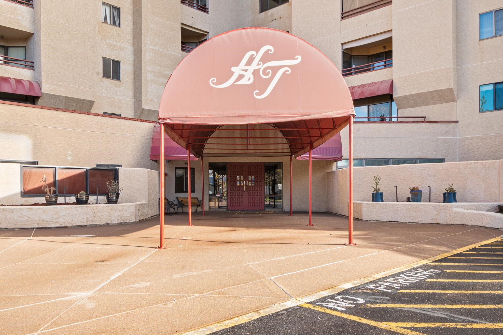 1111 Horizon Drive Unit: 211